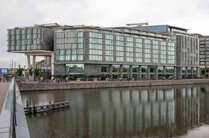 Bijzondere Overnachting Origineel Overnachten Double Tree by Hilton Hotels met prachtig uitzicht over Amsterdam19