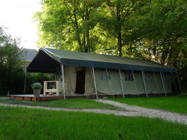 Bijzondere Overnachting Origineel Overnachten Slapen in een Afrikaanse Safaritent De Vreemde Vogel Vlaardingen1