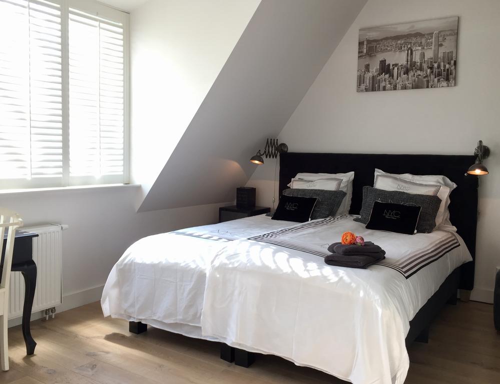 Bijzondere Overnachting Origineel Overnachten Slapen vlakbij de kust - Hotel Het Oude Raadhuis Castricum4