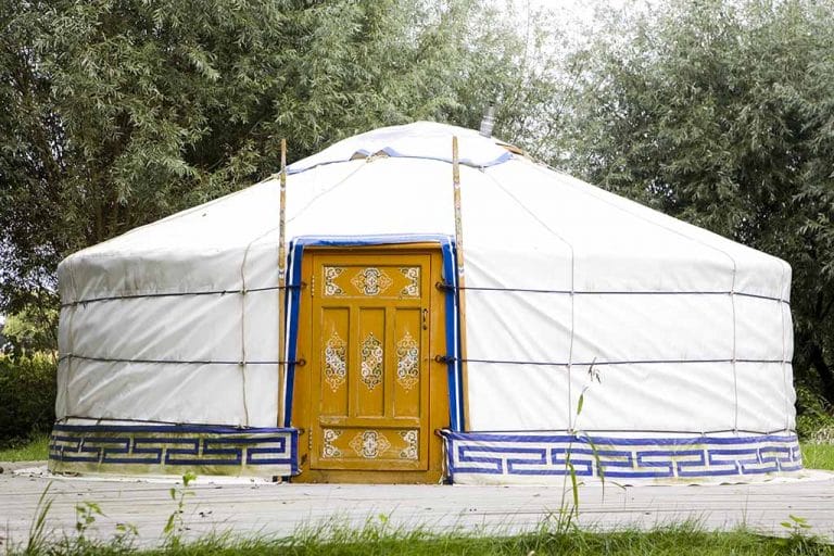 Bijzondere Overnachting Slapen in een Yurt met bad in Drenthe bij Emmen2
