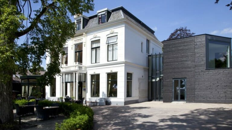 Bijzondere Overnachting in friesland leuk hotel restaurant Lunia Oldeberkoop1