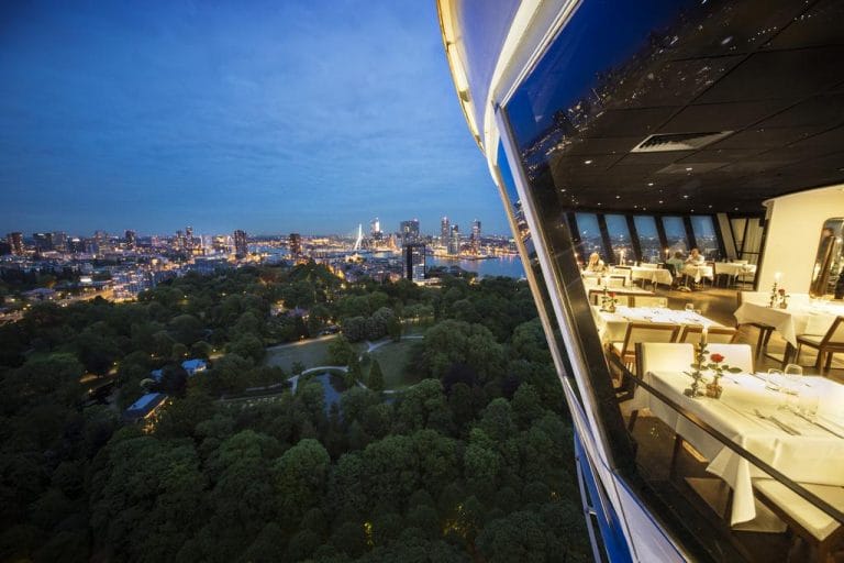 Bijzondere overnachting Romantisch overnachten in de Euromast te Rotterdam 8