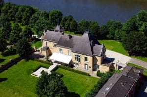 Bourgondisch vrijgezellenweekend in een Limburgs Kasteel