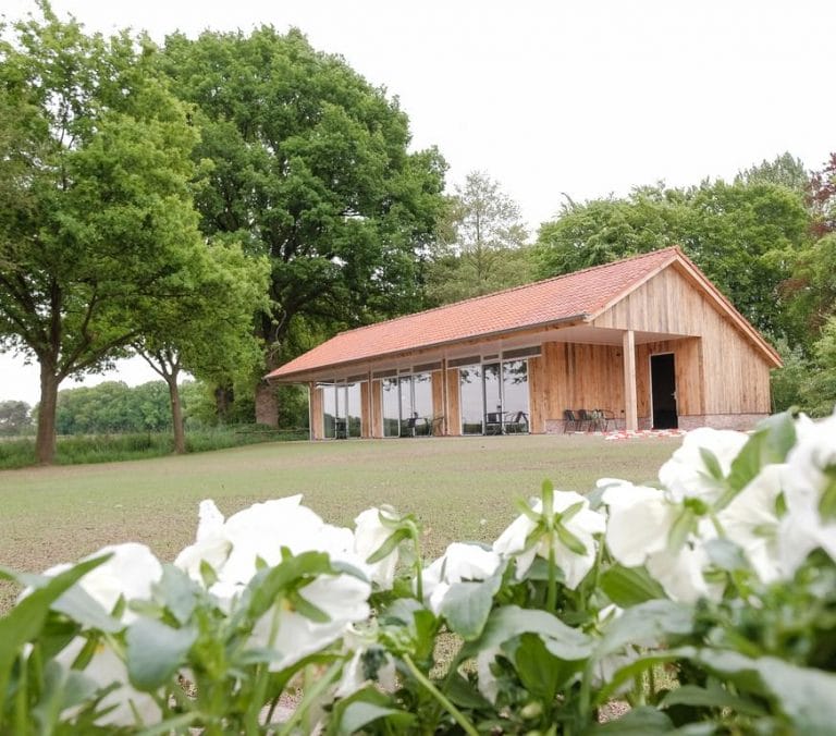 Bijzondere Overnachting Origineel Overachten Slapen in kunstzinnige Bed and Breakfast Erve Fakkert in Twente2