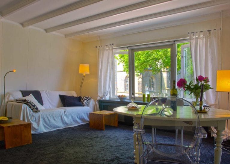 Bijzondere Overnachting Origineel Overnachten Het Huis tussen Kerk en Klooster Ootmarsum1