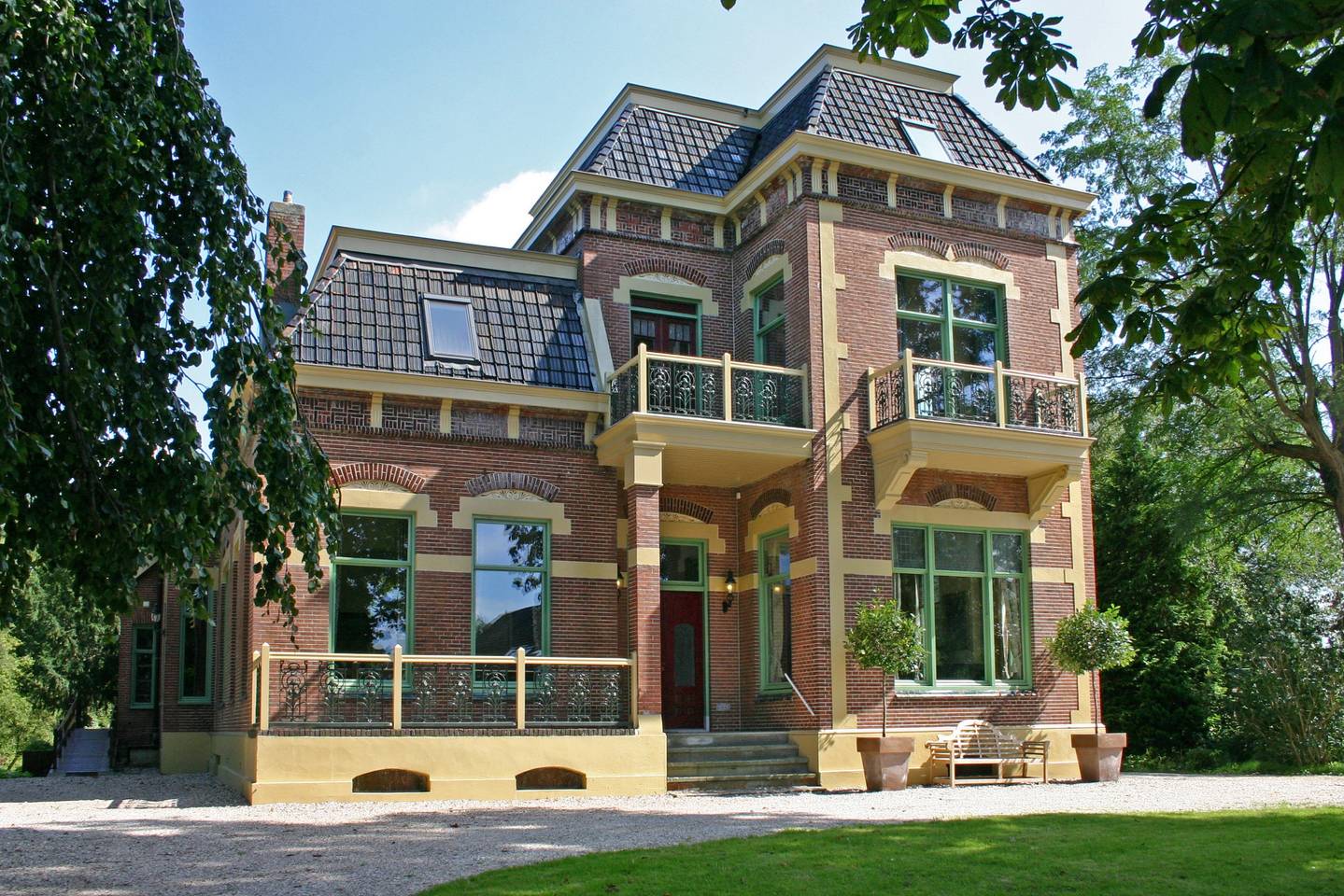 Bijzondere Overnachting Origineel Overnachten Luxe villa om te huren voor 20 personen grote groepen1