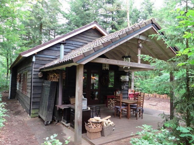 Bijzondere Overnachting Origingeel Overnachten Slapen in de bossen in een boshuisje op de Veluwe2