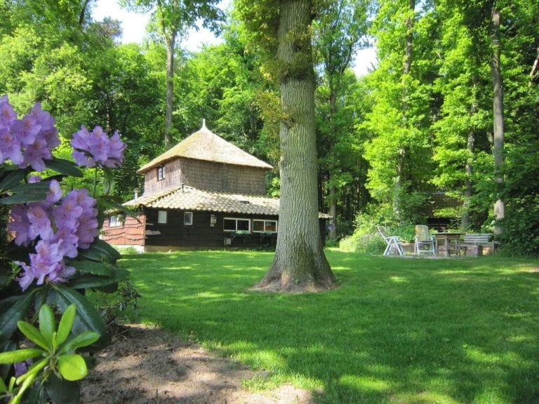 Bijzondere Overnachting vakantiewoning Heuibarg in Hellendoorn Overijssel1