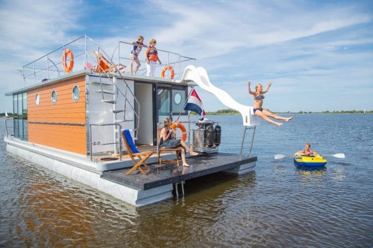 Slapen op een woonboot in Warns Friesland 2