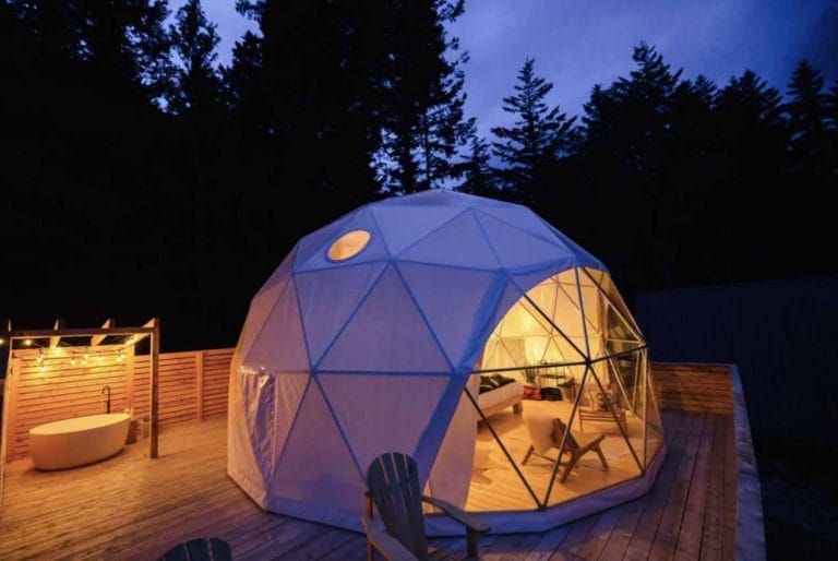 Slapen op onbewoond eiland Tiengemeten in Nederland 15